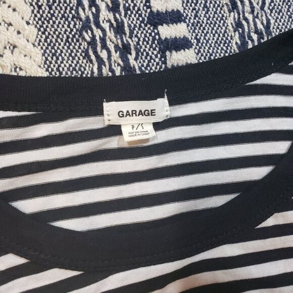 Garage Juniors Striped Crop Tee - Picture 2 of 3